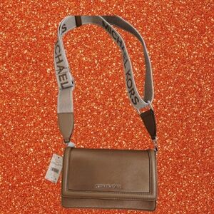 NWT Michael Kors Jetset Small Nylon Driftwood Smartphone Crossbody Bag